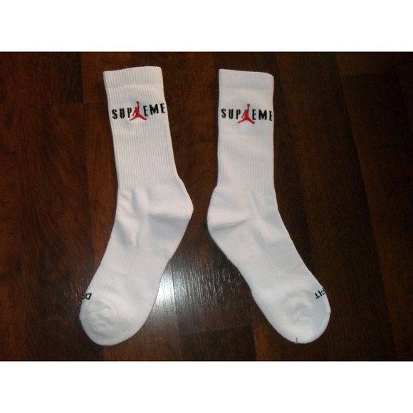 Supreme Other - Supreme Jordan Dri-Fit Socks Mens White Crew Socks Streetwear New 1 Pair‎